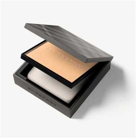 burberry cashmere compact no.10 beschreibung|Burberry Cashmere Compact, No.10 Light Honey, .